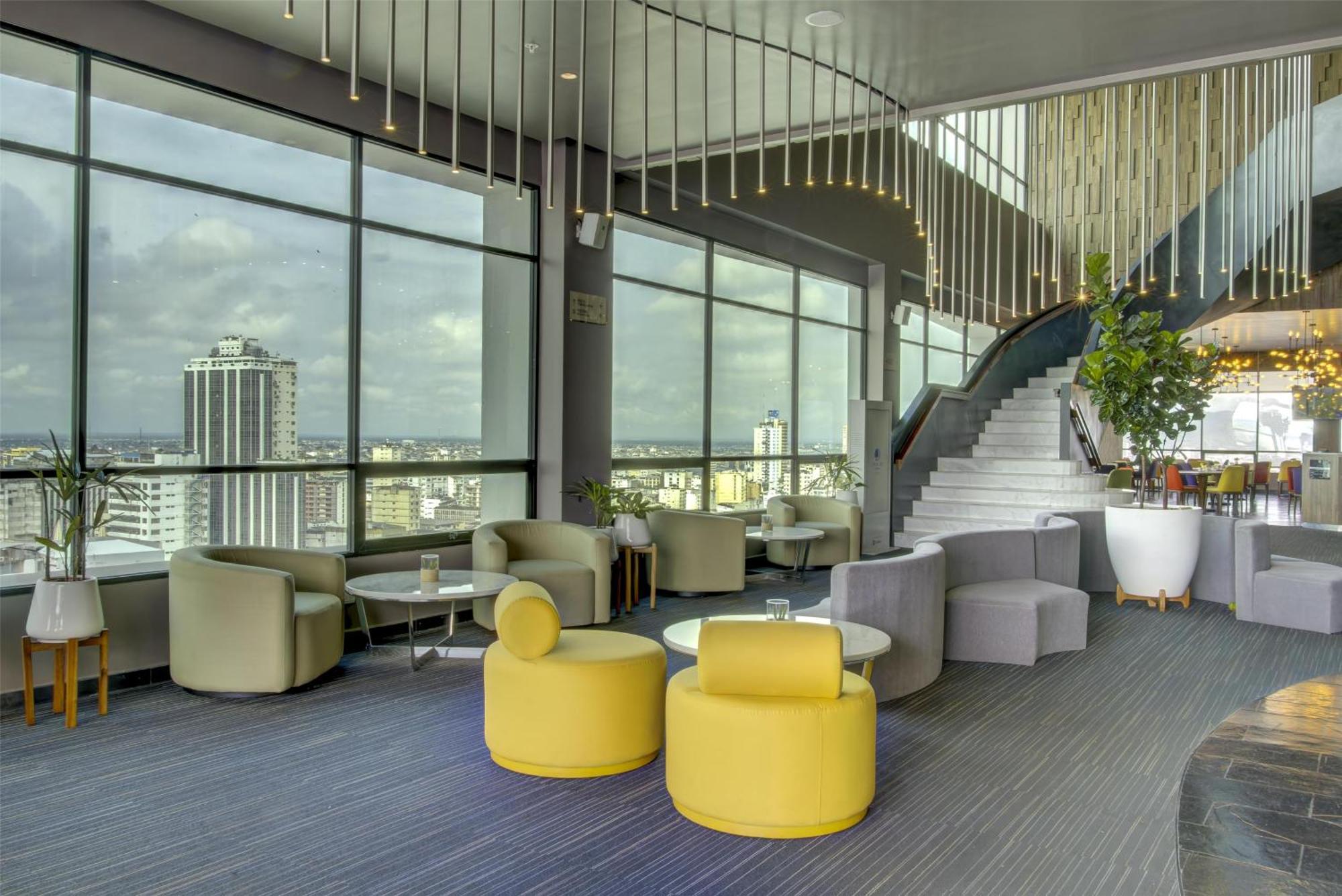River Garden Hotel + Suites Guayaquil Exterior foto