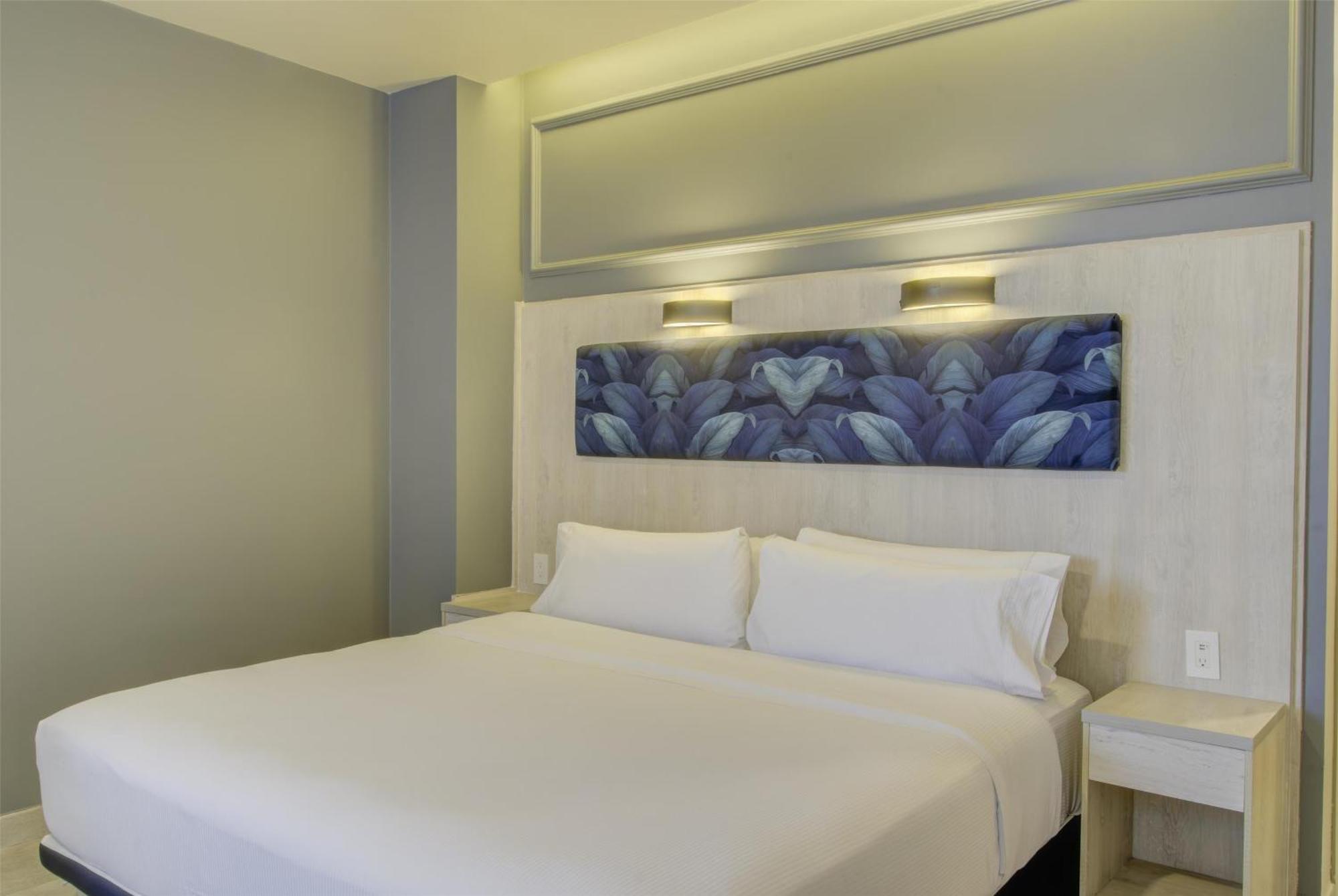 River Garden Hotel + Suites Guayaquil Exterior foto
